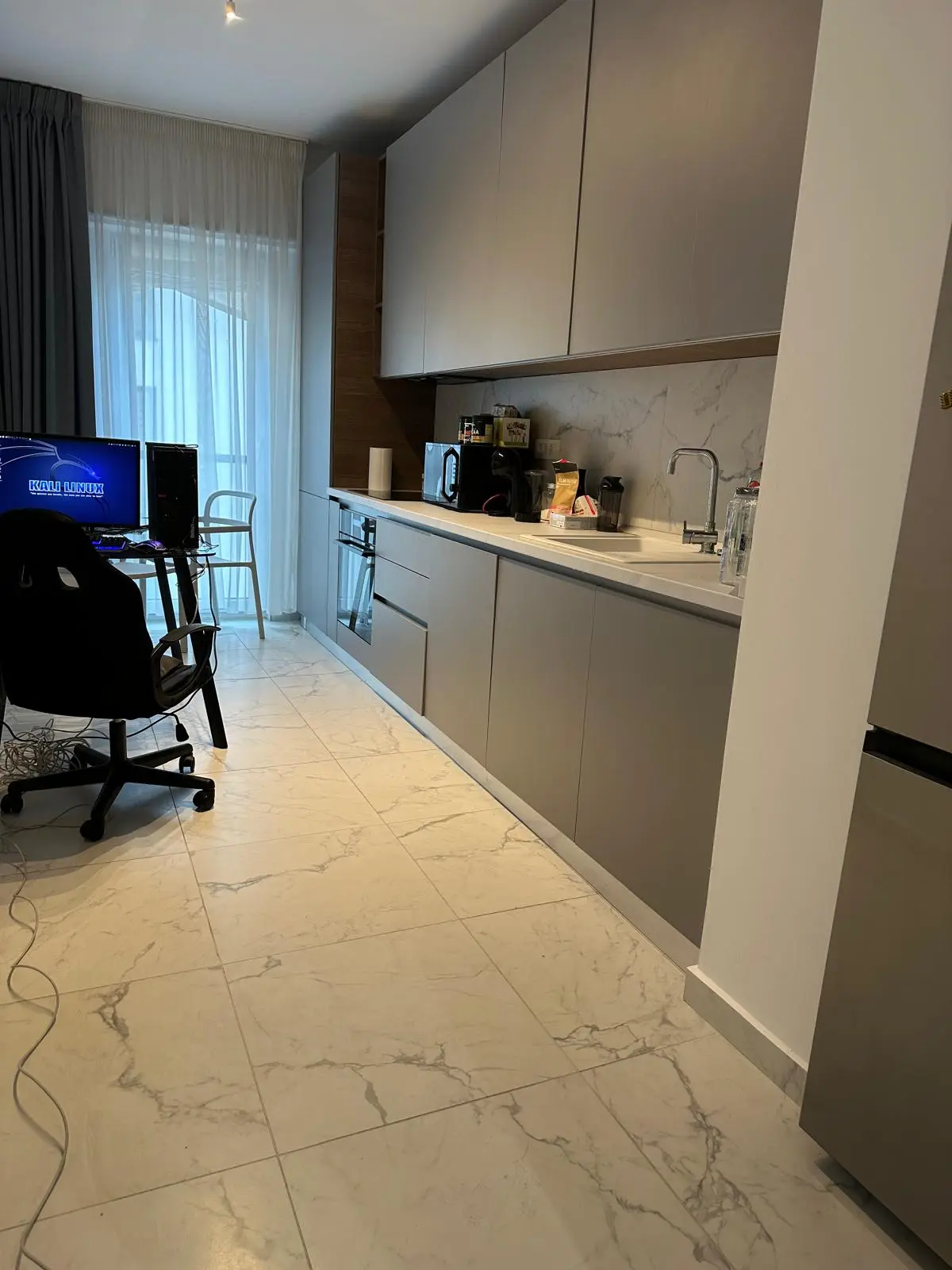 Bucătărie după curățenie și degresare realizată de Real Cleaning